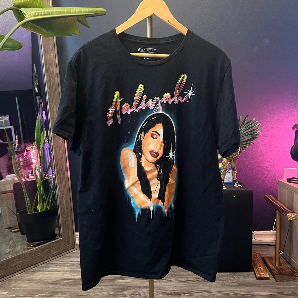 Aaliyah T-shirt
